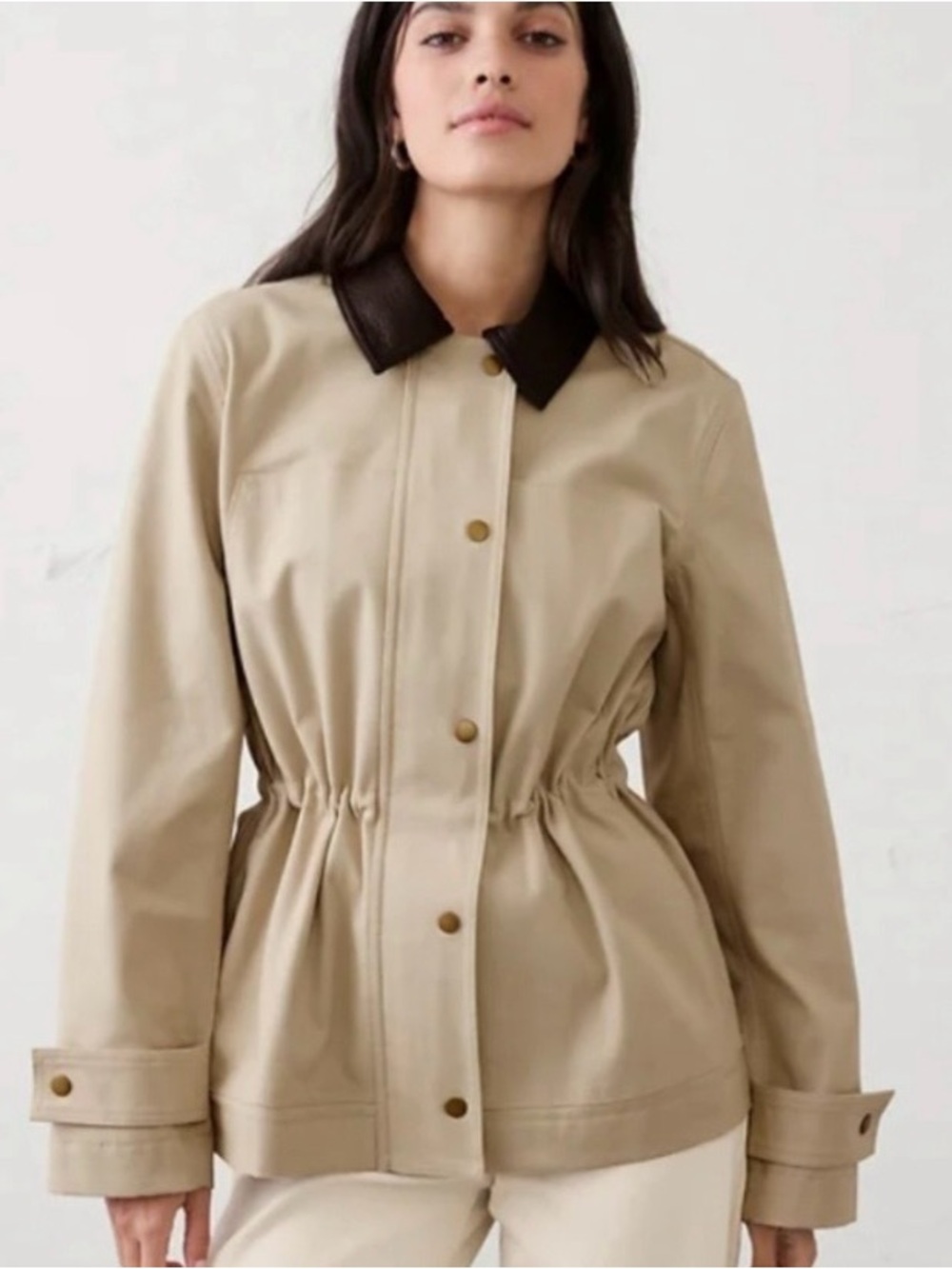 BANANA REPUBLIC